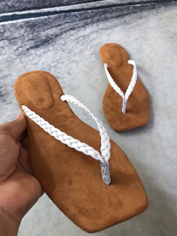 White Strap Flat