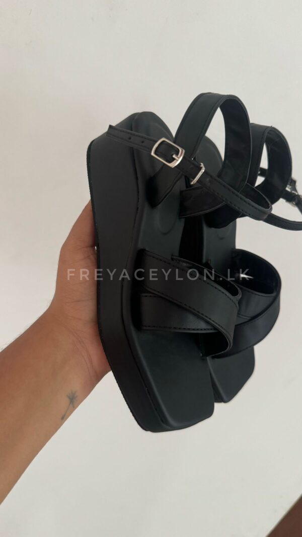 Cross wide strappy wedge - Image 2